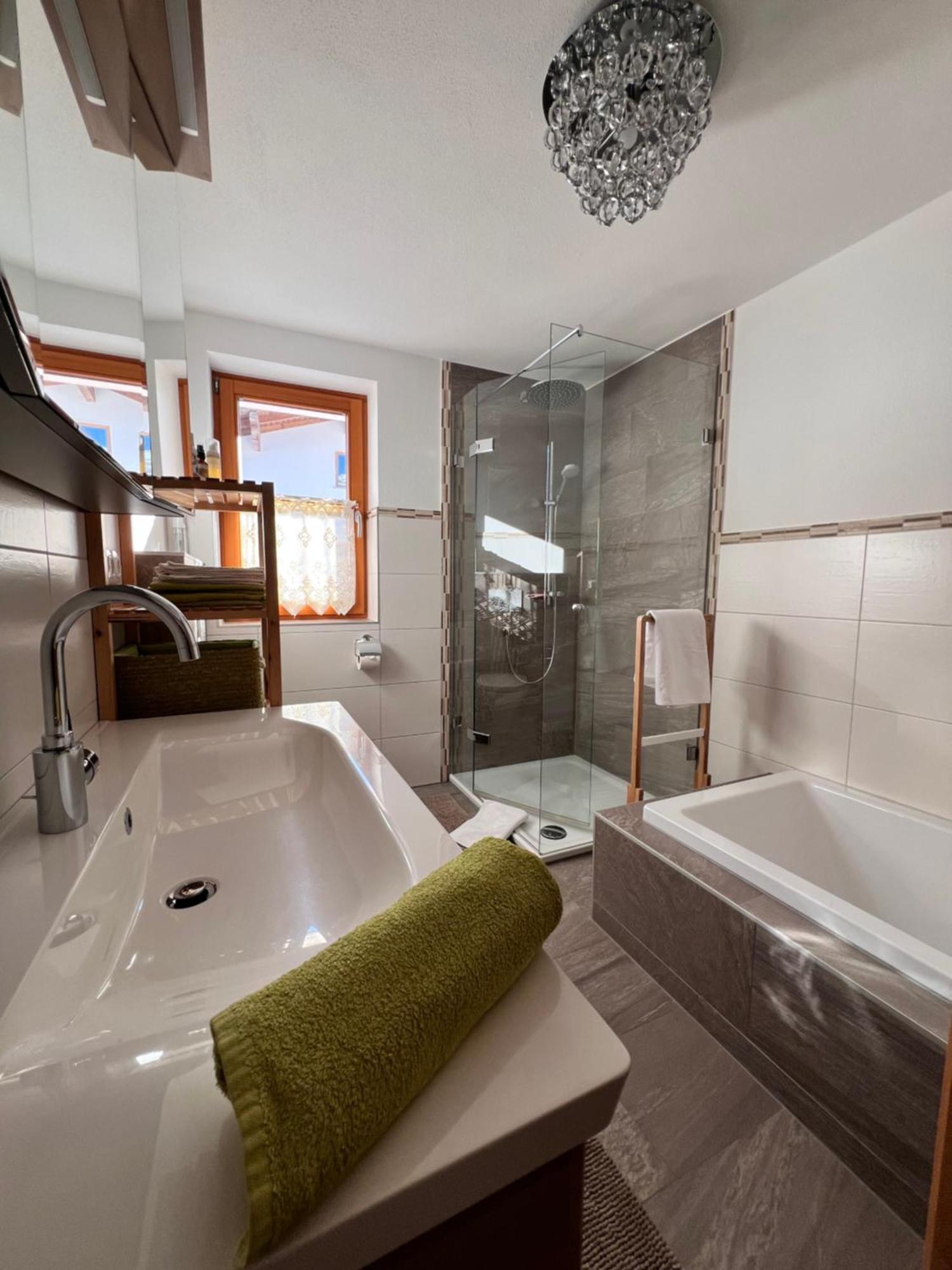 Apartment Sunshine Bruck Am Ziller Екстериор снимка